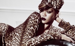 Desktop image. Rihanna. ID:50776