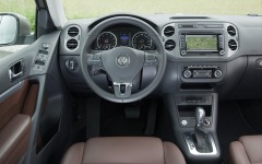 Desktop image. Volkswagen Touareg 2012. ID:17851