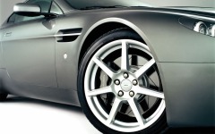 Desktop image. Aston Martin. ID:8120