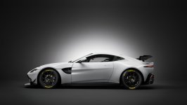 Desktop image. Aston Martin. ID:133298