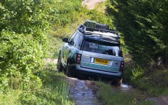 Desktop image. Land Rover Range Rover Hybrid 2015. ID:57564