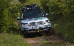 Desktop image. Land Rover Range Rover Hybrid 2015. ID:57568