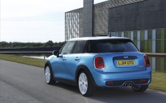 Desktop image. MINI Cooper S 5-door 2015. ID:58682