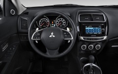Desktop image. Mitsubishi Outlander Sport SE 2015. ID:58917