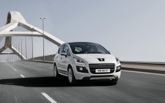 Desktop wallpaper. Peugeot 3008 Hybrid4 2012. ID:59599