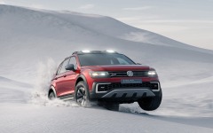 Desktop image. Volkswagen Tiguan GTE Active Concept 2017. ID:77433