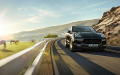 Desktop image. Porsche Cayenne Turbo S 2017. ID:93279