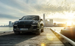 Desktop image. Porsche Cayenne Turbo S 2017. ID:93282