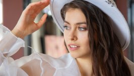 Desktop wallpaper. Alissa Foxy