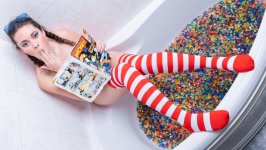 Desktop image. Girls. ID:167102