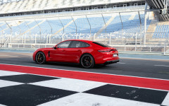 Desktop image. Porsche Panamera GTS 2019. ID:105233