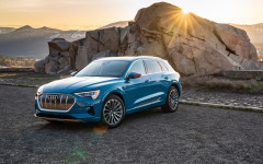 Desktop image. Audi e-tron USA Version 2019. ID:115259