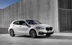 Desktop image. BMW 118i Sportline 2019. ID:115264