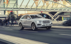 Desktop image. Bentley Bentayga Hybrid 2019. ID:116630