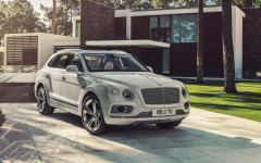 Desktop image. Bentley Bentayga Hybrid 2019. ID:116631