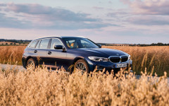 Desktop image. BMW 330d xDrive Touring 2020. ID:118220