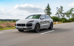 Desktop wallpaper. Porsche Cayenne Turbo S E-Hybrid Coupe 2020. ID:118884