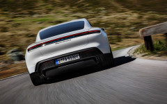 Desktop image. Porsche Taycan Turbo S 2020. ID:119864