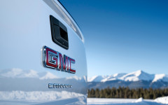 Desktop image. GMC Canyon AT4 2021. ID:125499