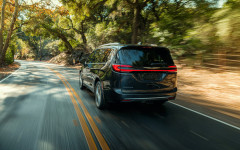 Desktop wallpaper. Chrysler Pacifica Pinnacle 2021. ID:126341