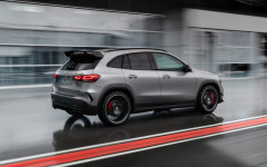 Desktop image. Mercedes-AMG GLA 45 S 4MATIC+ 2020. ID:127100