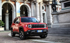 Desktop image. Jeep Renegade 4xe Trailhawk 2020. ID:131515