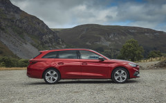 Desktop wallpaper. SEAT Leon FR Estate UK Version 2020. ID:133109