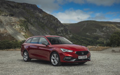 Desktop wallpaper. SEAT Leon FR Estate UK Version 2020. ID:133110