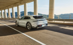 Desktop image. Porsche Taycan 4S Cross Turismo 2022. ID:138009