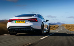 Desktop image. Audi e-tron GT quattro UK Version 2021. ID:140120