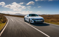 Desktop image. Audi e-tron GT quattro UK Version 2021. ID:140122