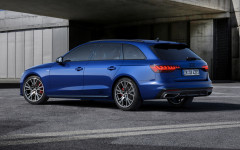 Desktop image. Audi A4 Avant S-line Competition Plus 2022. ID:140177