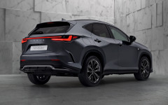 Desktop image. Lexus NX 450h+ F Sport 2022. ID:140785