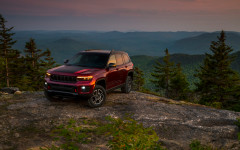 Desktop wallpaper. Jeep Grand Cherokee Trailhawk 2022. ID:143432